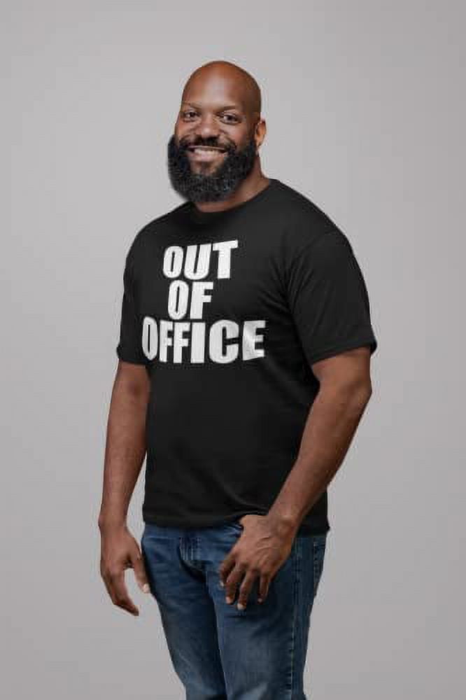 BROOKLYN VERTICAL Out of Office | Funny Sarcastic Vacation Retirement Adult Humor Joke Short Sleeve Crew Neck T-Shirt