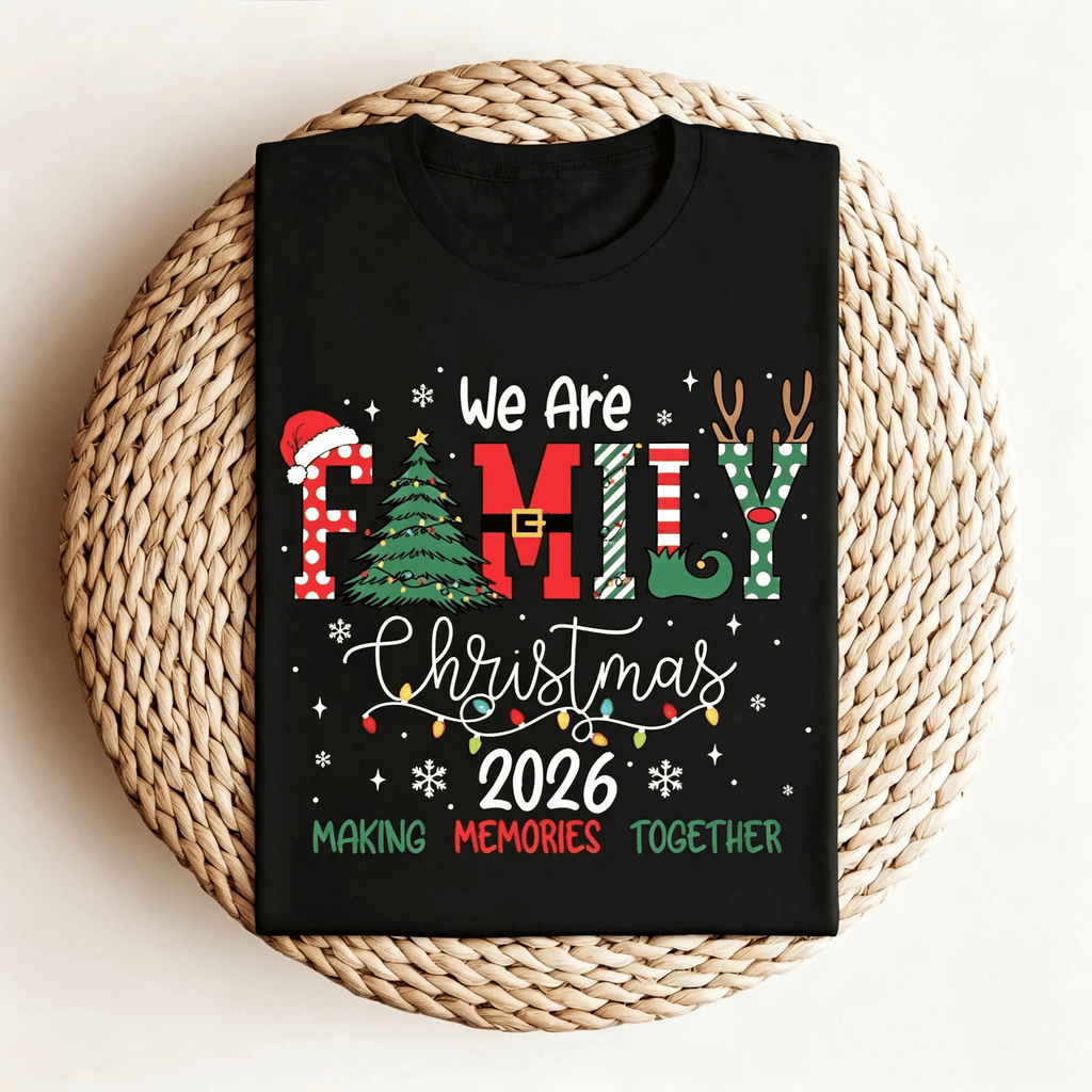We Are Family Christmas 2026 Graphic T‑Shirt, Festive Making Memories Together Crew Neck Short‑Sleeve Casual Holiday Tee for Family Matching Xmas Outfits