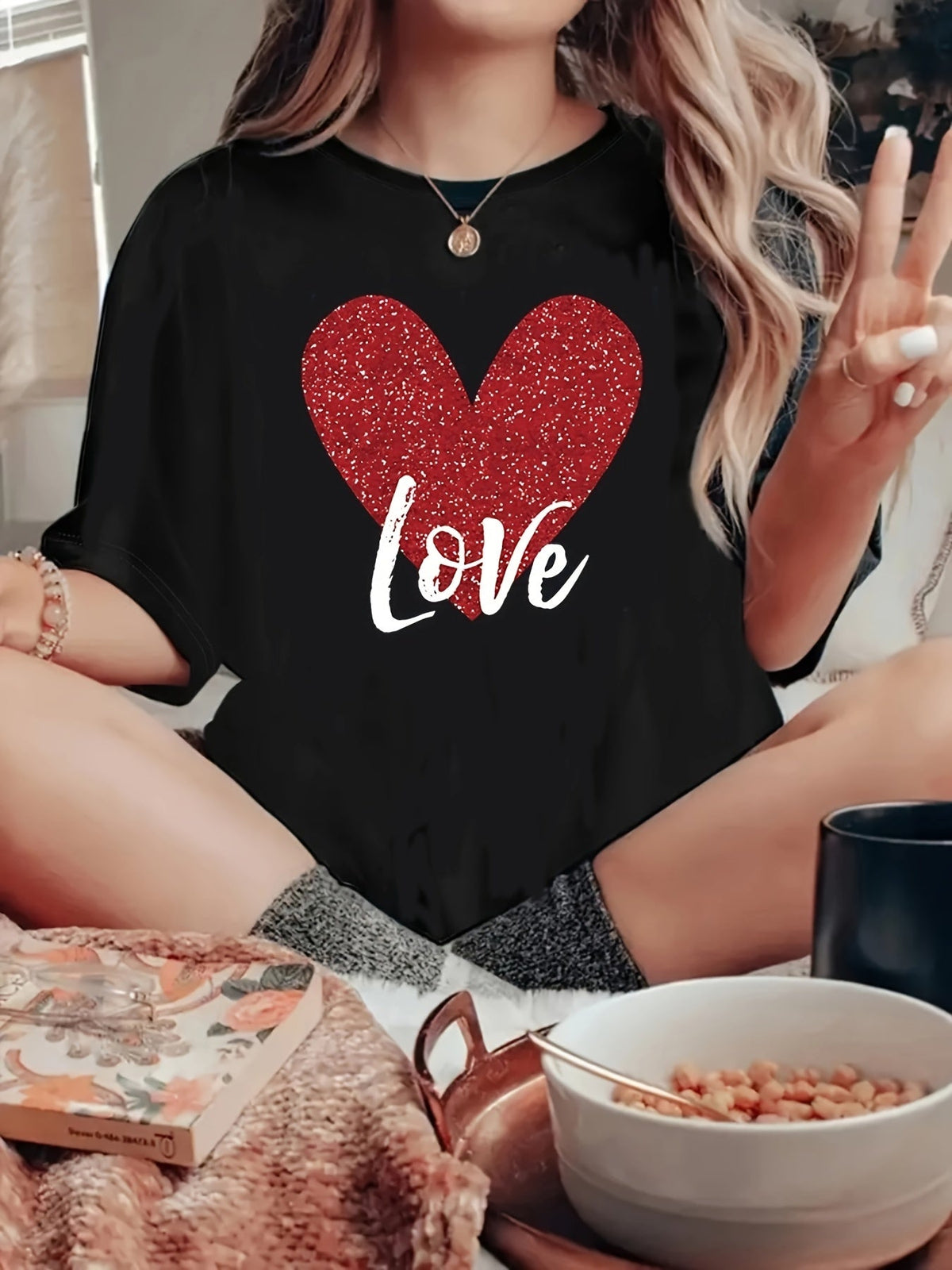 Heart Love Letter Print Short Sleeve Tee Spring Fall Vibrant Crew Neck Top