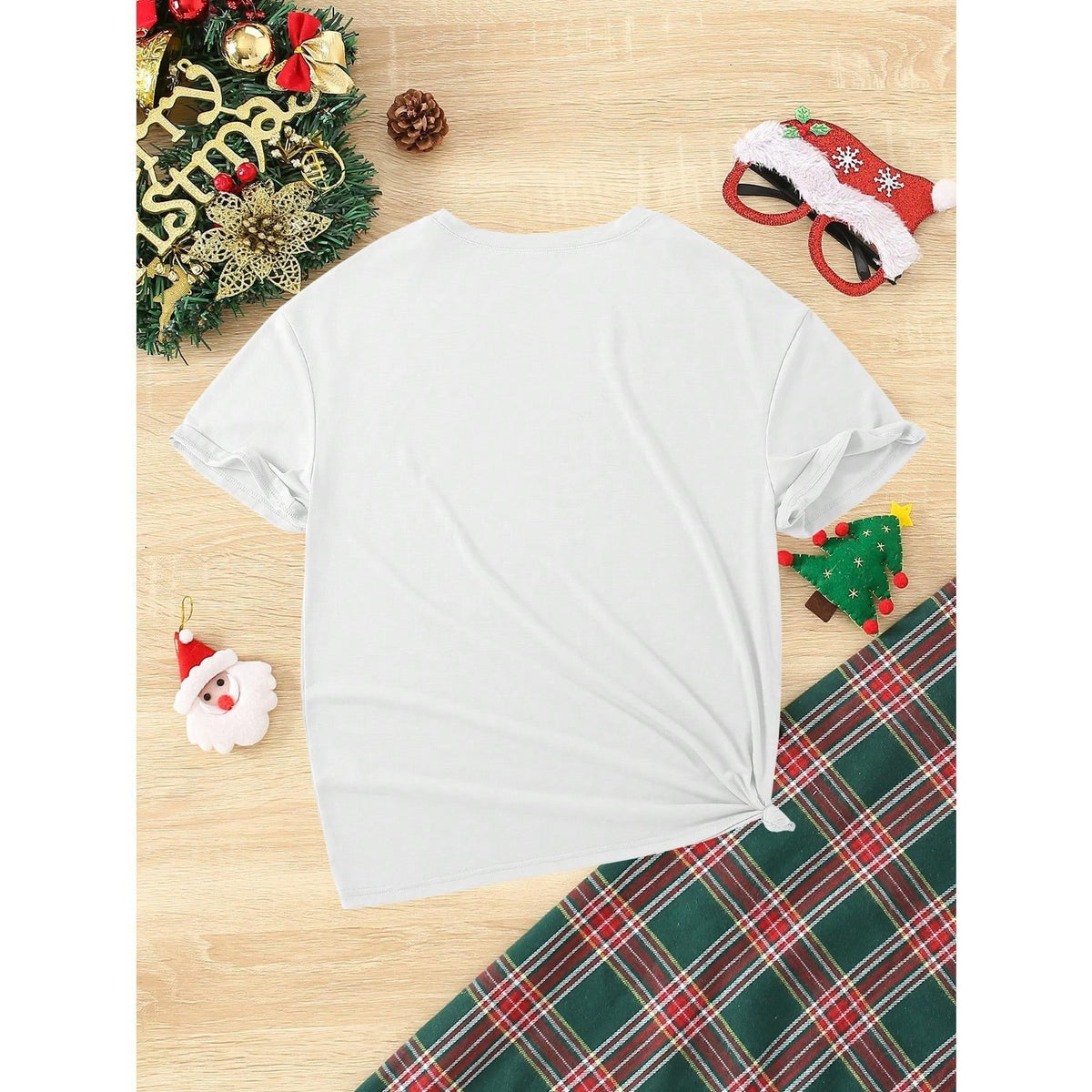 Christmas Women Casual Fashion Cute Colorful Christmas Tree Shape Creative Letter Slogan Graphic Print Basic Short Sleeve T-Shirt, Suitable For Christmas Party Graphic Tees Women Tops